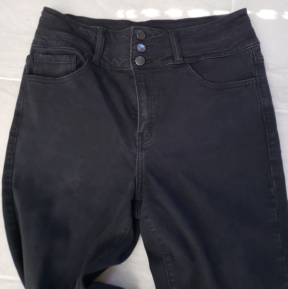 GUC KanCan High-Rise Skinny Jeans - Picture 5 of 9